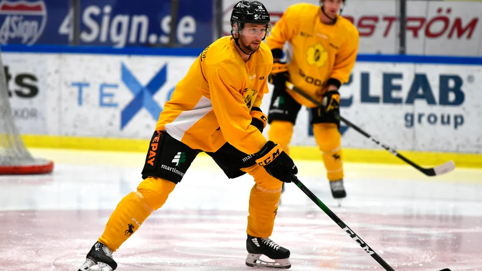 "Det känns härligt att vara tillbaka", säger Melker Karlsson efter den första träningen med laget.
