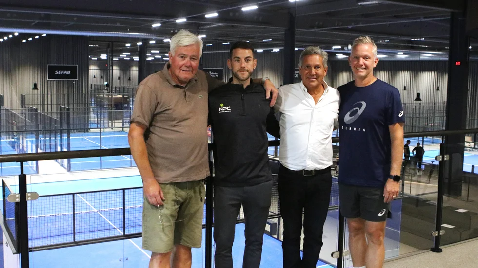 Peter Hansson (delägare), Viktor Lagerlund (vd), Bo Eklöf (delägare) och Thomas Johansson (delägare) slår upp portarna till nya Norrköping PadelCenter.