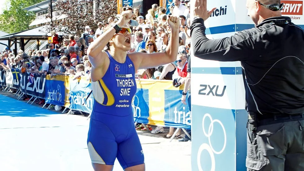 Annie Thorén slutade tvåa i Tjörn triathlon.