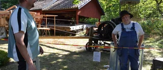Putter och rök på motordag