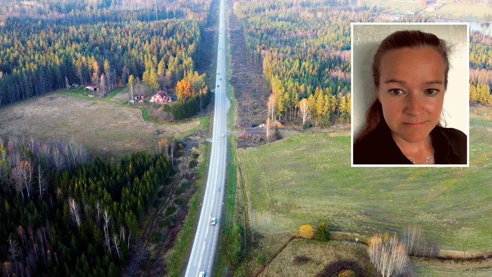 Nu är det inte lång tid kvar innan ombyggnationen av riksväg 56 startar. På bild syns också Camilla Karlsson. 