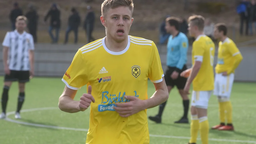 Adam Härnström gjorde två mål för Kisa BK.