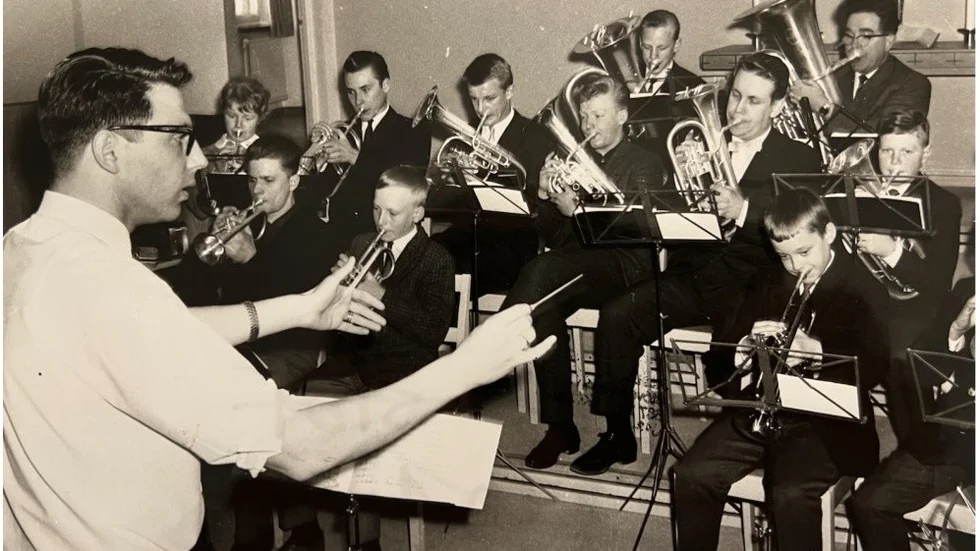 Dirigenten och musikanten Bengt Persson har lämnat jordelivet.