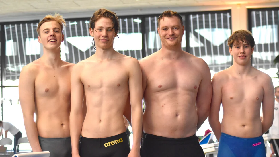 Skellefteås segrande lag på den avslutande lagkappen. Fr v: William Lundmark, Philip Sandström, Philip Nordenberg och Malte Magnusson.