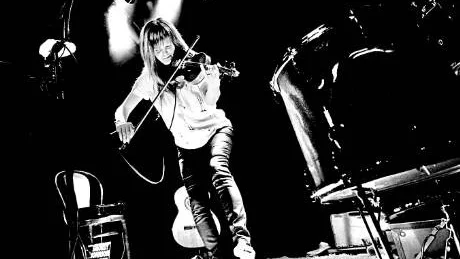 <7GT_Bildrubrik>NÄRVARO.</7GT_Bildrubrik> Fullständig närvaro och lyhördhet mot både sig själv och publiken genomsyrade Theresa Anderssons konsert på Jazzklubben i torsdags kväll.