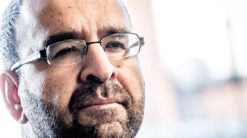 Bostadsminister Mehmet Kaplan (MP). Borde göra något FÖR bostadsmarknaden.
