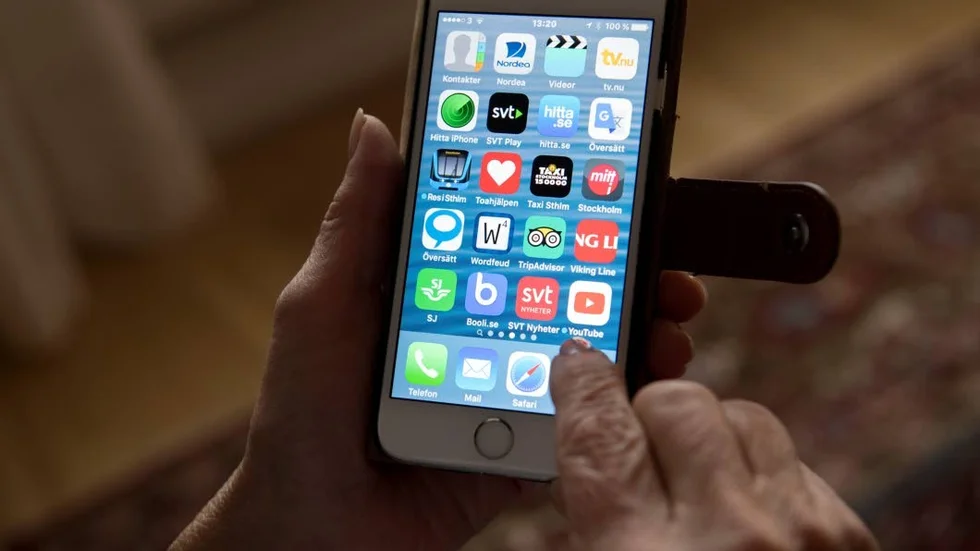 Ingen smart telefon? Inte en fullvärdig medborgare?