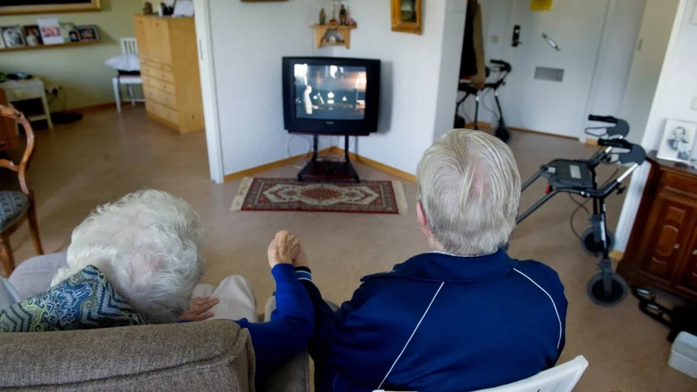 Pensionärerna i dag har genom sitt arbete byggt välfärdslandet Sverige och de måste få känna trygghet på ålderdomen.