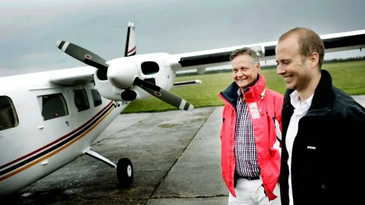 Nytt bolag. Dåvarande styrelseledamoten Johan Bengtsson och piloten Johan Norberg var mycket nöjda när Rauk Air äntligen kunde starta sommaren 2012. Nu ligger verksamheten nere.