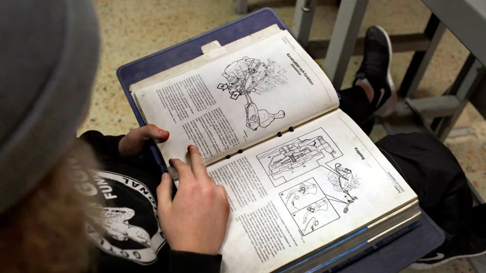 Studier. Alla gymnasieprogram blir kvar.