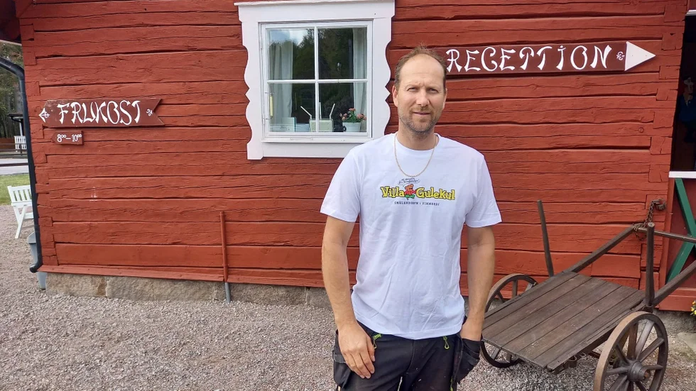 Robert Soowik, Smålandsbyn, saknar personal inför högsäsongen.