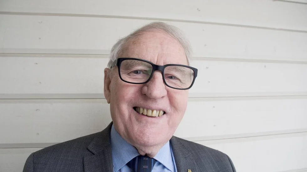 Dementi från Olle. Gruppledaren Olle Lindström går ut i ett pressmeddelande och dementerar att Moderaterna i Boden skulle samarbeta med Sverigedemokraterna.