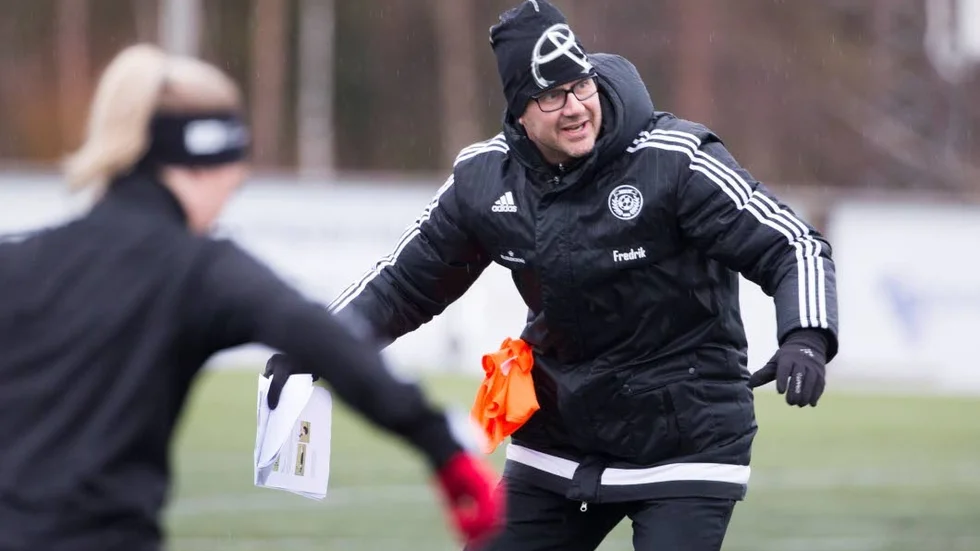 Nöjd. Fredrik Söderholm var jublande glad efter premiärsegern.