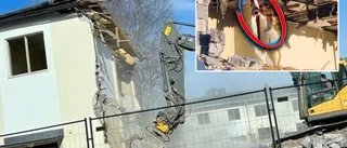 Rivning stoppas – misstanke om asbestdamm – fara för grannar