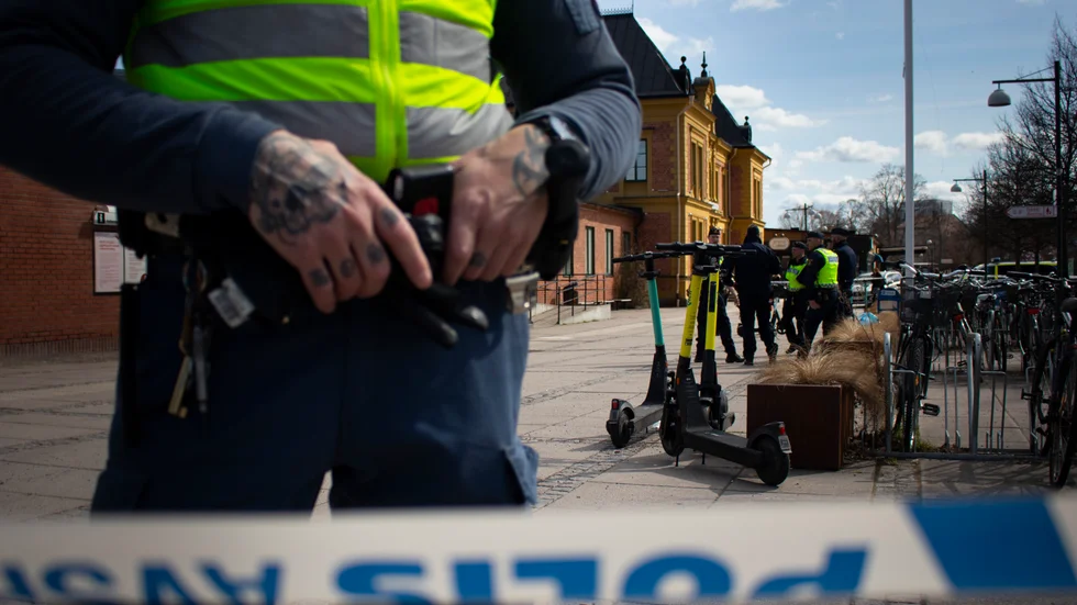 Omfattande polisinsats Linköping resecentrum.