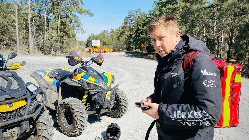 Joakim Nordahl, Gotlands ATV, är en av många som deltar i sökandet efter den försvunna kvinnan i Lärbro.