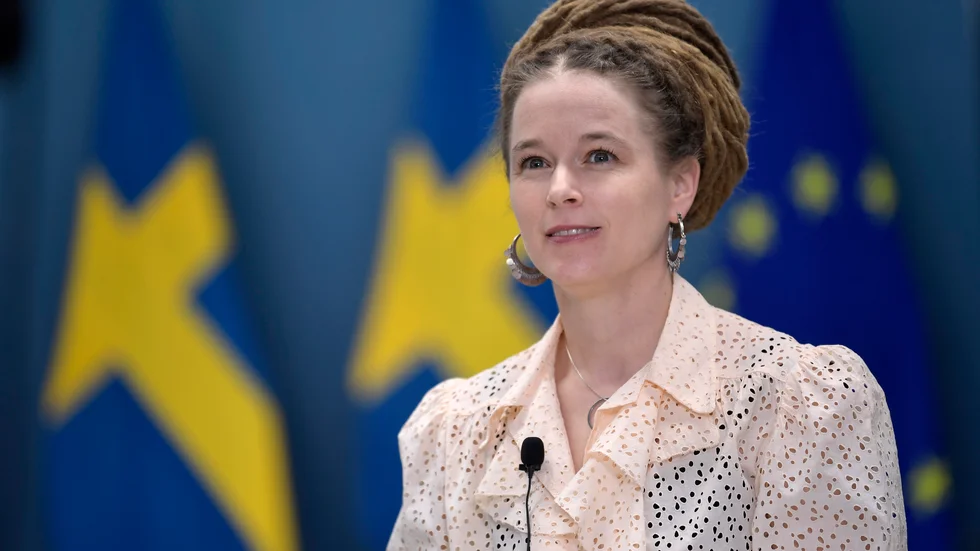 Kulturminister Amanda Lind (MP) presenterar ytterligare krispengar till kulturen. Den här gången handlar det om 750 miljoner kronor.