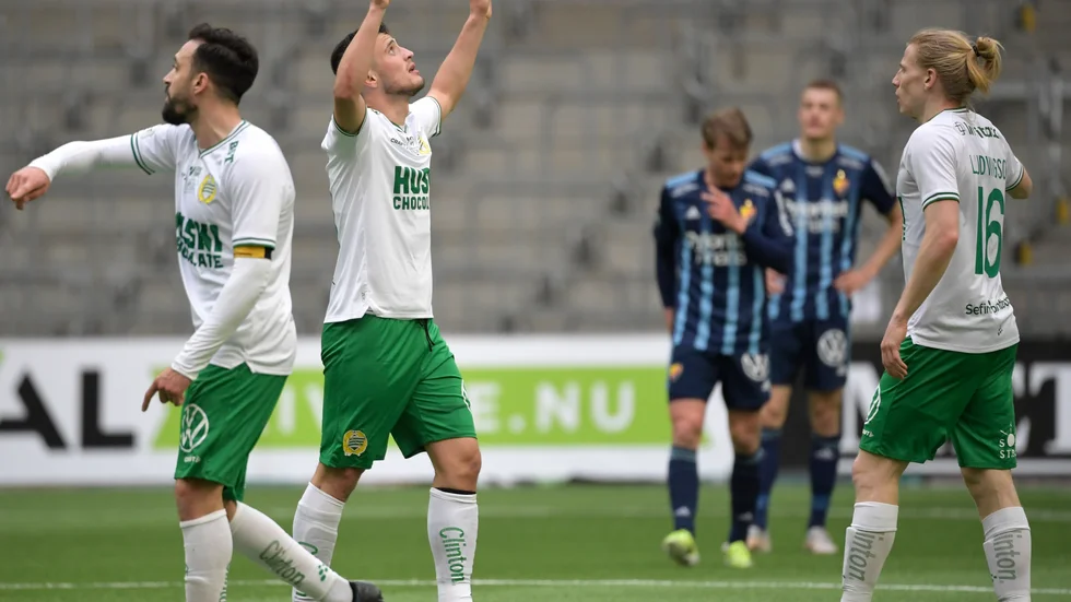 Astrit Selmani jublar efter 2–2-kvitteringen i Hammarbys derby mot Djurgården.