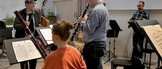 Pérez vill gjuta mod i Gotlands musiker – "Gäller att veta vem man är"