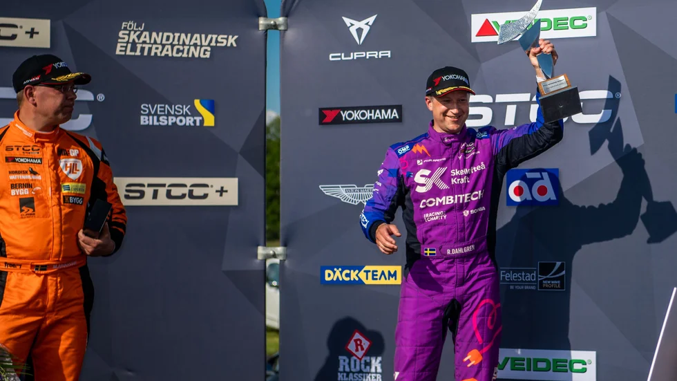 Robert Dahlgren kan säkra titeln i STCC redan i näst sista deltävlingen på Mantorp park i helgen. Mattias Andersson ligger femma och jagar en pallplats.