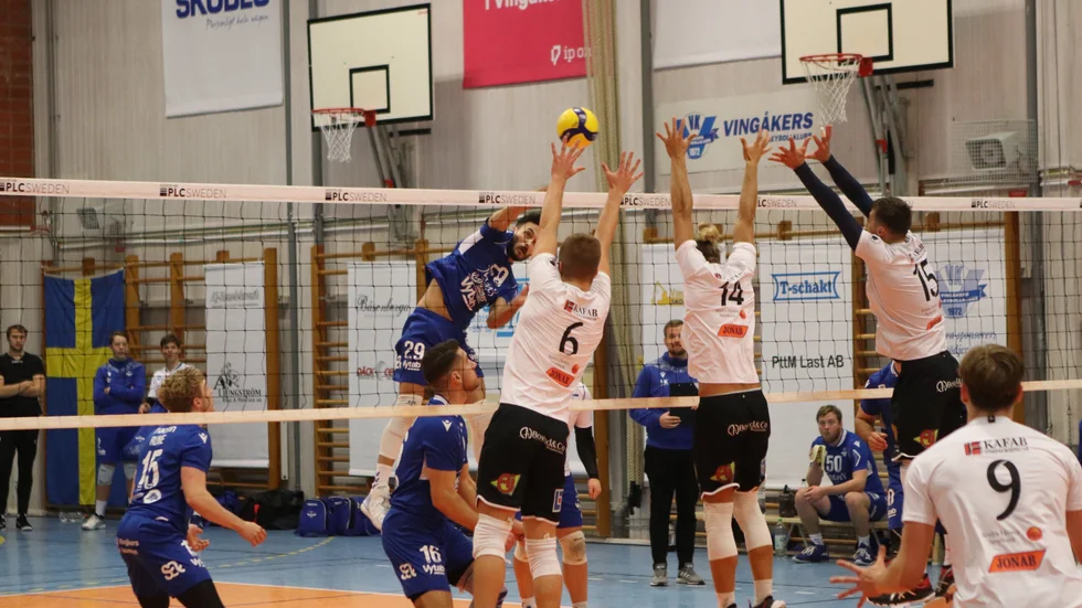 VVK-spelarna hade stundtals svårt att få till avslutningarna mot ett väl samlat Hylteförsvar.
