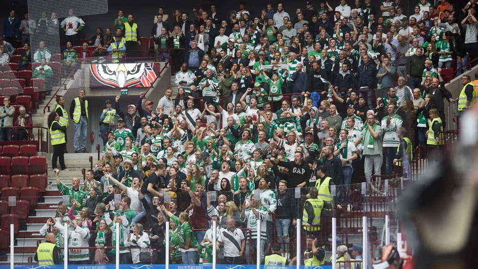 Röglefans under en SHL-match 2019. Arkivbild.