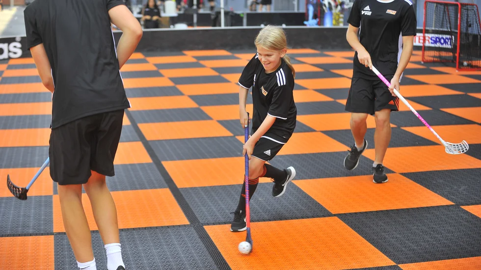 "Förhoppningsvis får flera upp ögonen för innebandy", säger William Sigurdh.