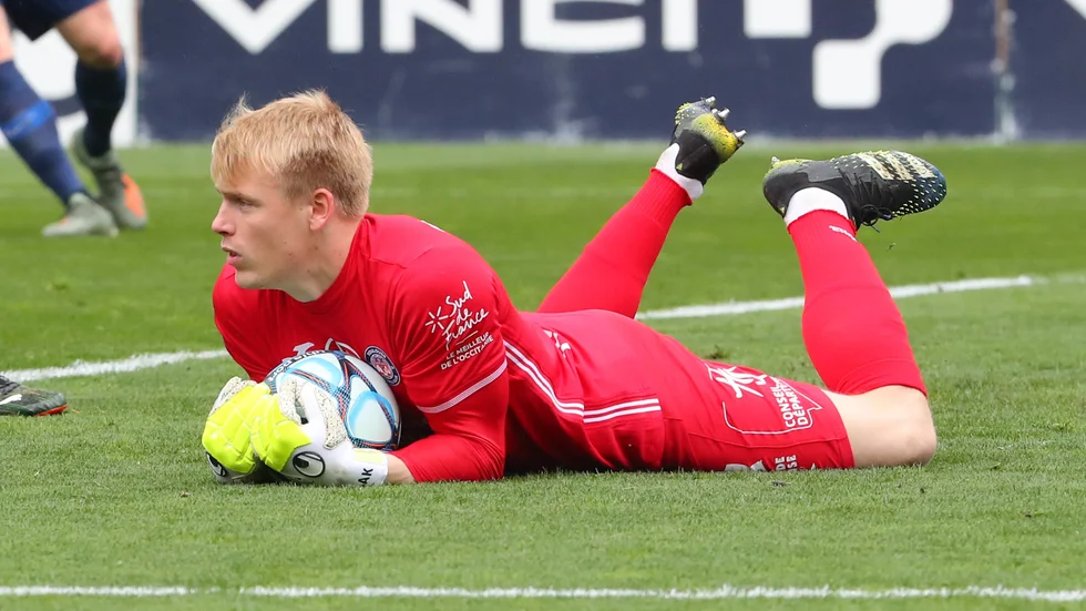 Isak Pettersson räddade inte mindre än tre straffar för Toulouse i franska cupen