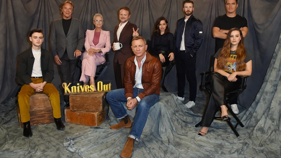 Många kända skådespelare var med i den första "Knives out".