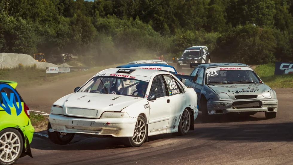 Rallycross-SM:s andra deltävling avgjordes i Höljes i helgen.