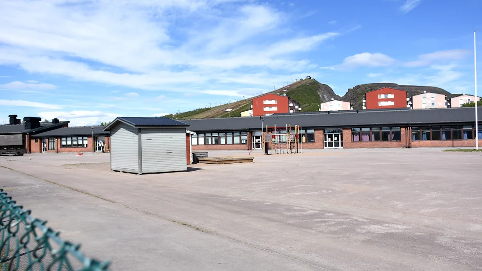 20 procent av lärarna, fyra stycken, på Luossavaaraskolan har sagt upp sig på grund av skolstrukturomvandlingen till hösten. 
