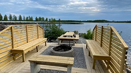 Den nya grillplatsen på piren är färdigställd.
