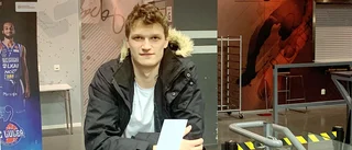 Guldhjälten tillbaka i Luleå efter franska utflykten