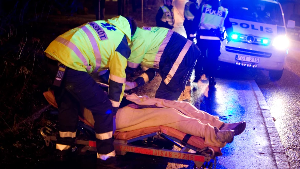 Ansvarsfrågan har diskuterats i över 20 år – allt medan gravt berusade personer lämnas åt sitt eget öde på gatan.