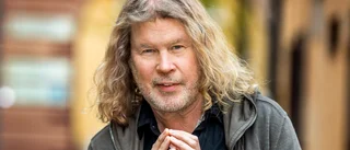 Staffan Hellstrand dragplåster till årets Visfestival