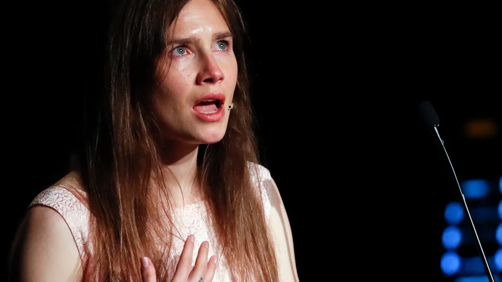 Amerikanska Amanda Knox håller tal på Modena universitet i Italien 2019. Knox dömdes för mordet på sin brittiska rumskamrat i Italien och tillbringade fyra år i fängelse, men friades 2015 från alla anklagelser. Nu har en film inspirerad av hennes historia rört upp starka känslor. Arkivbild.