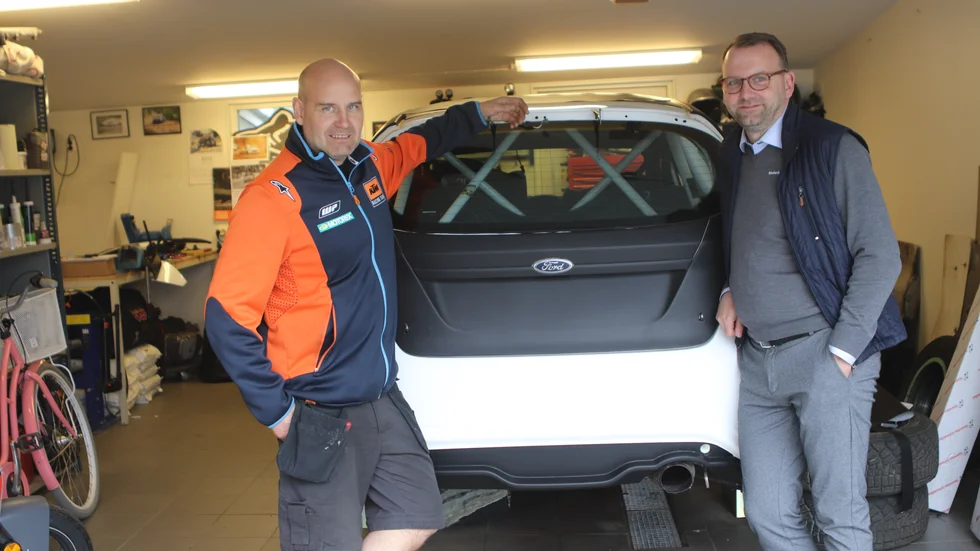 Debut i den Ford Fiestan gjorde Ulf Pettersson och Christer Carlsson i Tvillingsprintern i Eskilstuna.