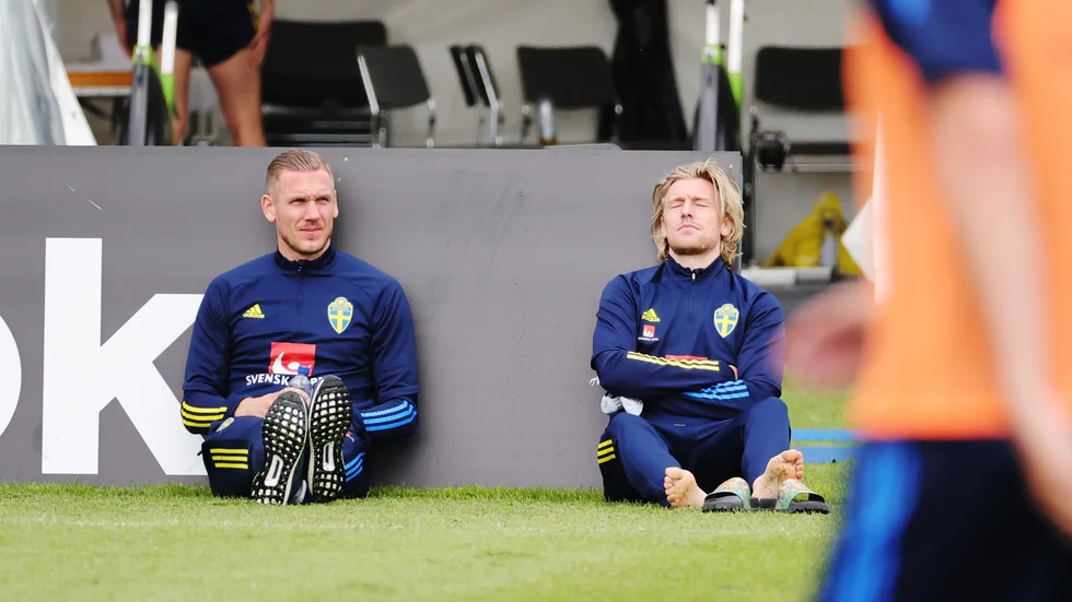 Robin Olsen och Emil Forsberg tränade inte med laget i lördags.