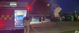 Brand på återvinningsstation  