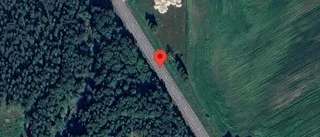 Stopp på väg 374 efter singelolycka
