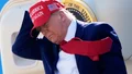 Trump firar 100 med morot till bilindustrin