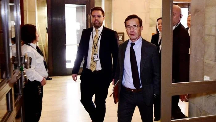 Ulf Kristersson väntas ge besked om regeringsbildandet i dag.