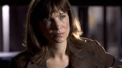 Angela Kovács som Irene Huss.