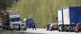 Två till sjukhus efter olyckor