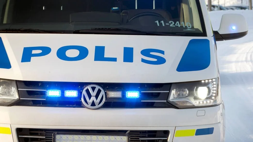 Gangsterhärva. En 26-årig man kräver att hovrätten ogillar åtalet om grovt olaga hot vad gäller hans inblandning i torpeders härjningar i Älvsbyn. 26-åringen dömdes nyligen för grovt narkotikabrott.