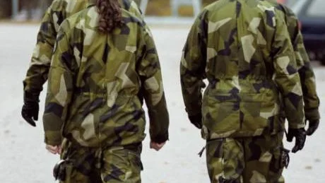 FRIVILLIGT I FRAMTIDEN. Värnplikt i fredstid avskaffas 2010 om allt går som det ska.