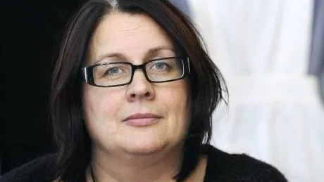 KRITISK. Vårdförbundets ordförande Katarina Johansson är kritisk till hur överbeläggningarna sliter på personalen. Hon välkomnar Arbetsmiljöverkets utredning.