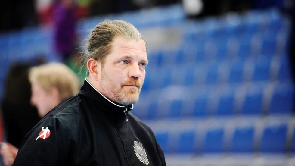 Kritisk. Björn Molin tycker inte om domarnas uppträdande eller insats, men tänker inte anmäla matchen till förbundet.