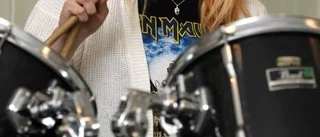 Kanditat 5: Linnéa spelar trummor och gillar hårdrock
