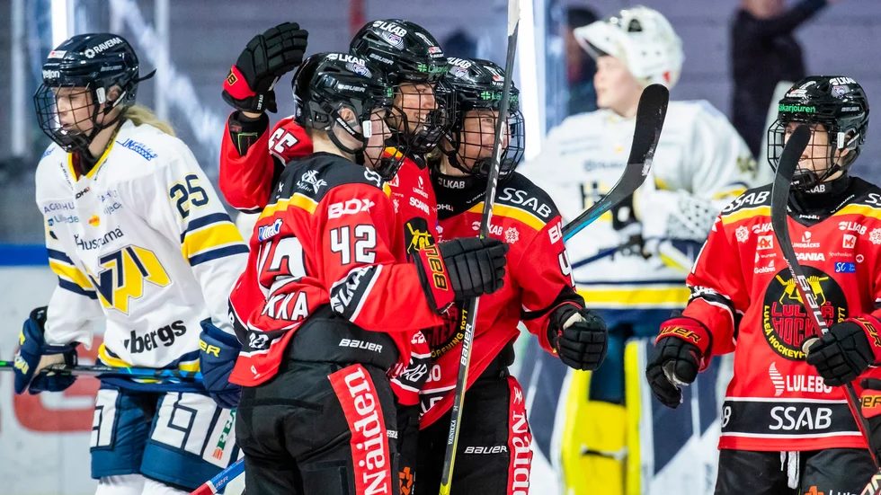 Luleå Hockey MSSK ställs mot HV 71 i kvartsfinalen. Bilden är från en match i oktober där Luleå vann med 5–0.